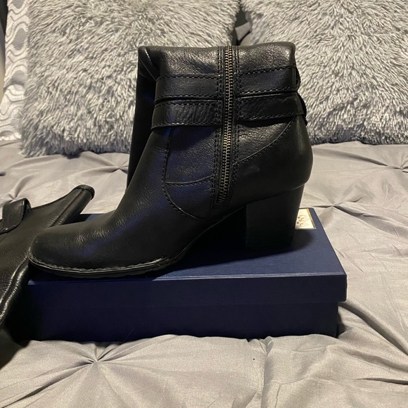 Leather Riding Boots - Picture 2 of 3